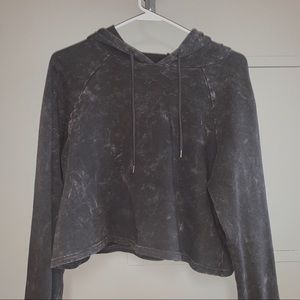 cropped gray workout sweatshirt: size medium